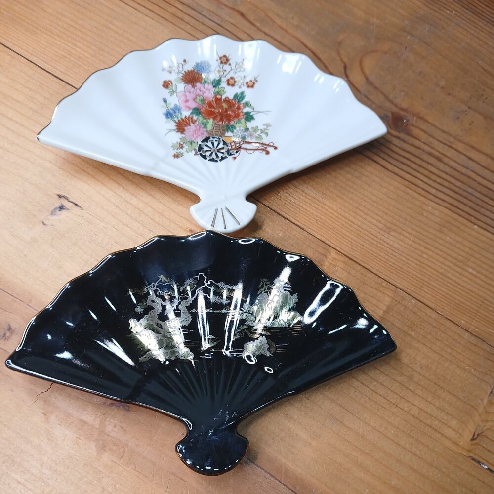 2 Vintage JGI Japan Fan Shape Dresser Trinket Dishes #14